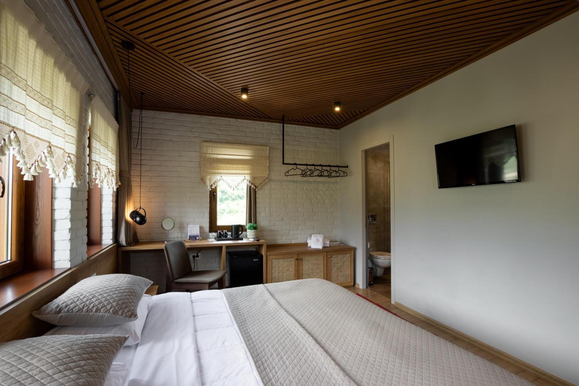 The Stone Sky Hotel Gjirokaster Exterior photo