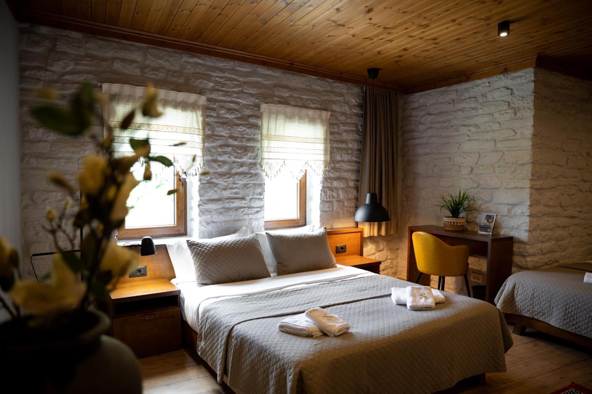 The Stone Sky Hotel Gjirokaster Exterior photo